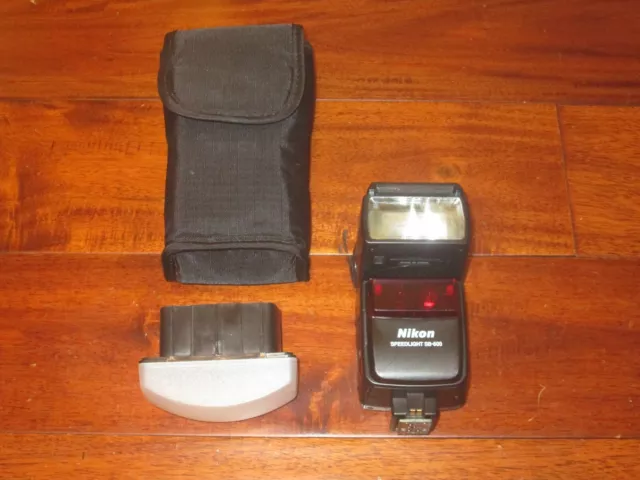 Nikon SB-600 Speedlight Flash {Bounce, Zoom} EX W/ CASE GREAT COND.