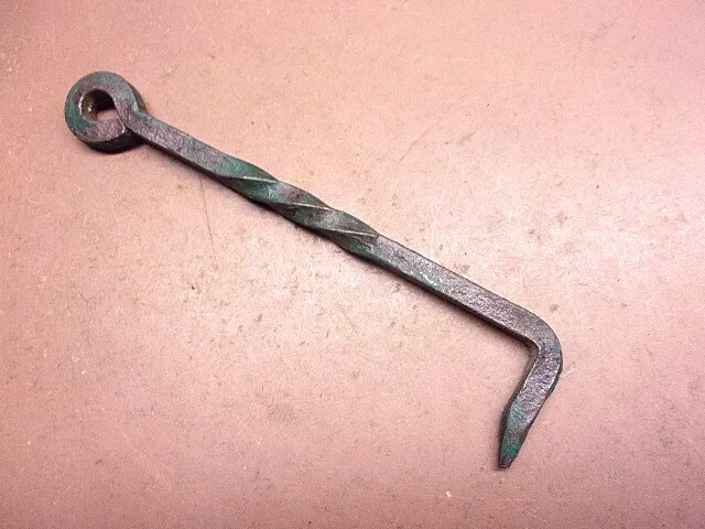 Primitive BLACKSMITH FORGED IRON GATE HOOK 6" Long with a Twist FREE S/H!