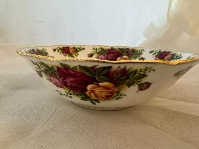 Royal Albert Doulton Old Country Roses  In And Out Roses Multiuse Bowl UK