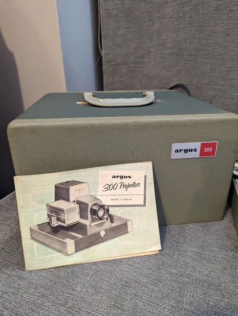 Vintage Argus 300 automatic slide Projector in Case Not Tested. For Parts