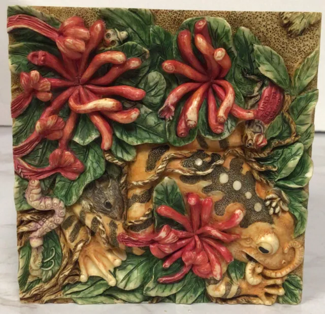 Byron's Secret Garden Picturesque Harmony Kingdom 'A Frog's Life' Tile