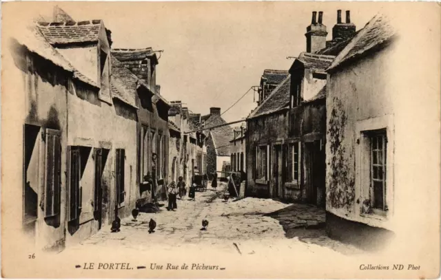 CPA Le Portel (Dep.62) Une Rue de Pécheurs (985331)