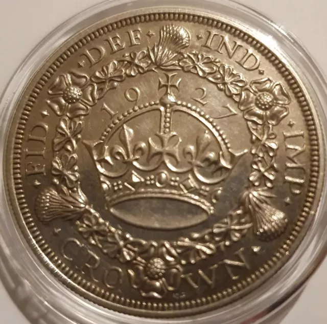 1927 GEORGE V SILVER PROOF WREATH CROWN IN NEAR MINT CONDITION. UK Bidders Only.