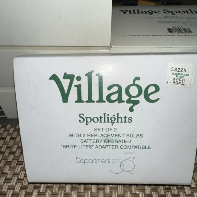 Dept 56 Village Spotlight Set of 2 #52611 Vintage In Original Box