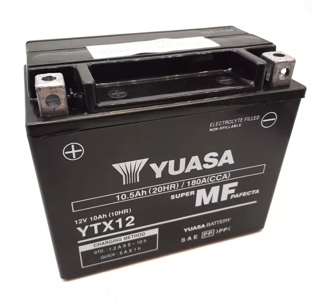 Batteria YUASA YTX12 YTX12-BS 12V/10,5Ah Wet Charged (riempita, pronta all'uso)