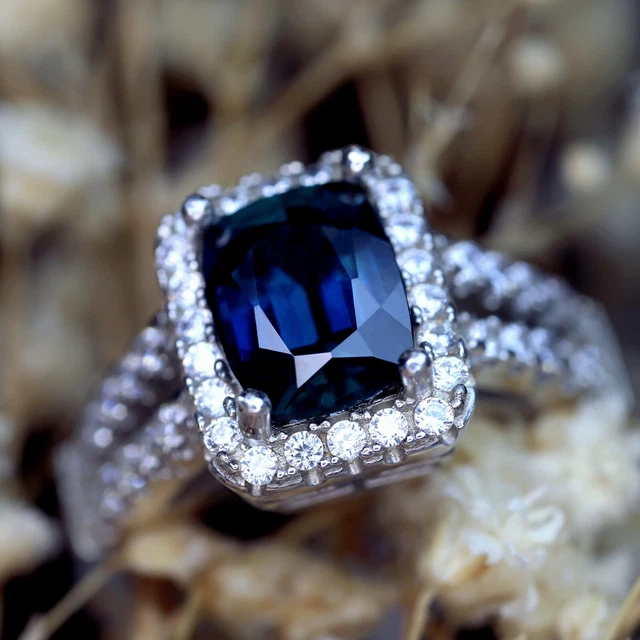 Stunning Certified Natural Blue Sapphire VS Diamond 18K White Gold Ring 2.04TCW