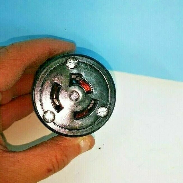 895089_2