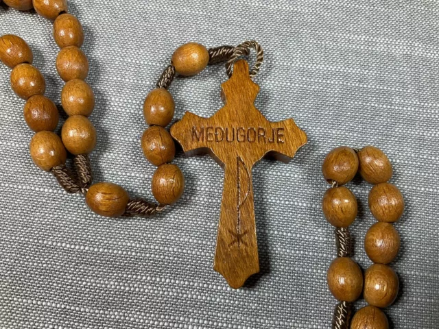 Vintage Rosary Medjugorje Wood Beads Christian H76