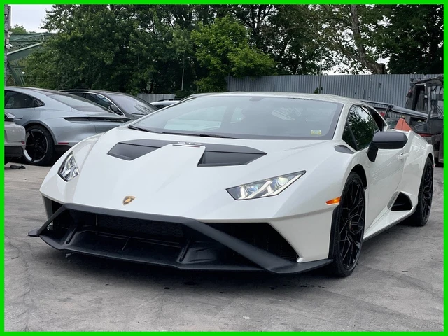 2023 Lamborghini Huracan LP 640-4 STO 2023 Lamborghini Huracan LP 640-4 STO