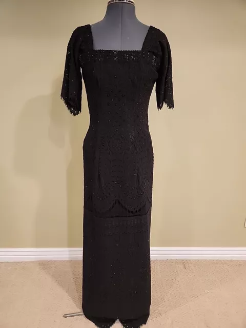 Size 6 Long Black Lace Formal Gown