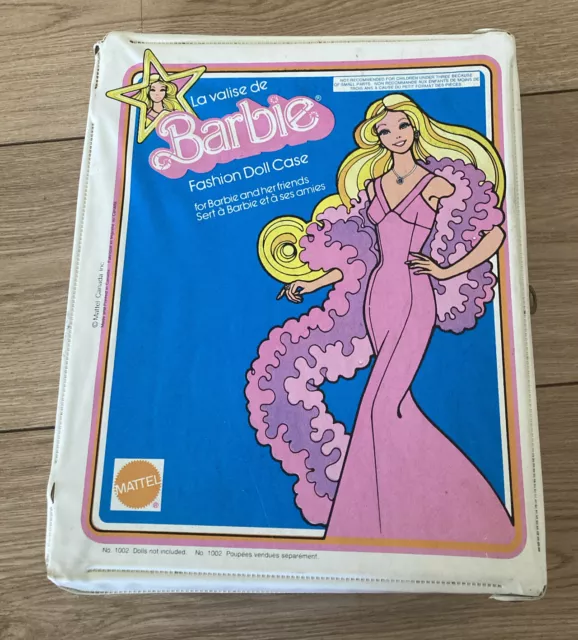 Vintage Barbie Fashion Doll Case doll & Lot Vintage Barbie Clothes & Accessories