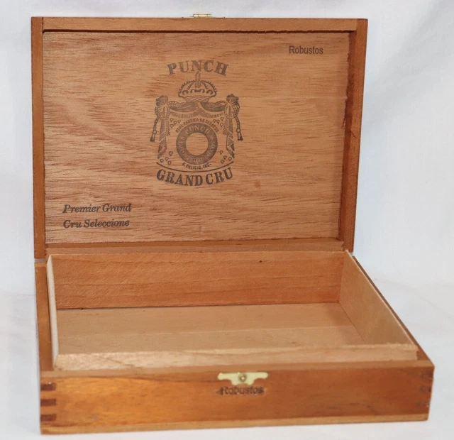 Punch Grand Curo Robustos Maduro Hand Made Empty Wood Cigar Box Spanish Honduras
