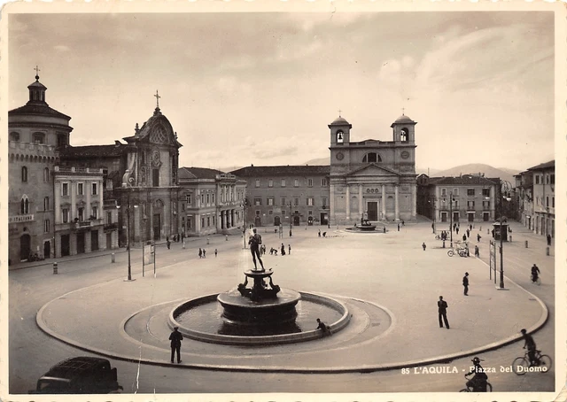 Carte Postale Ancienne – Castel Di Sangro Piazza Plebiscito – Voyagée 1959