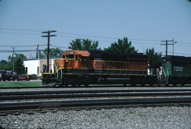 BNSF EMD SD40-2 Kodachrome original Kodak Slide