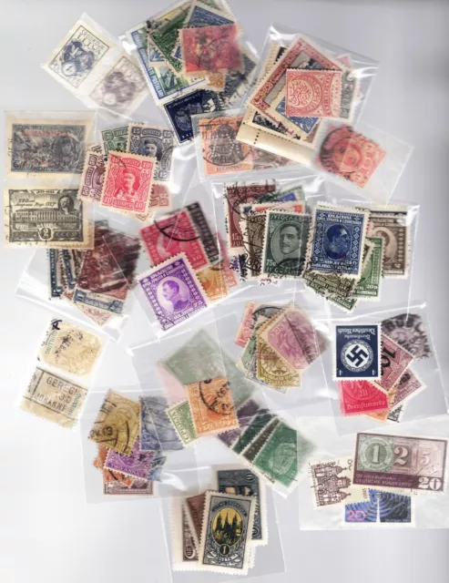 A COLLECTION OF OLD STAMPS LOT TO STUDY une collection ancienne de timbres