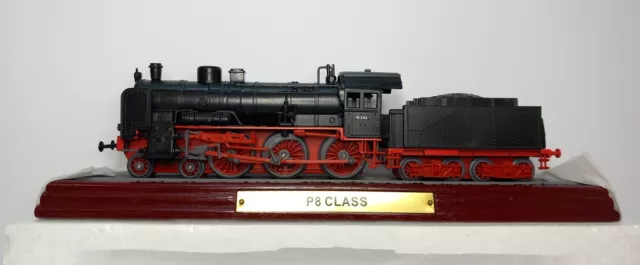 Atlas Editions P8 Class 1:100 Scale Static Locomotive Model Train 20cms