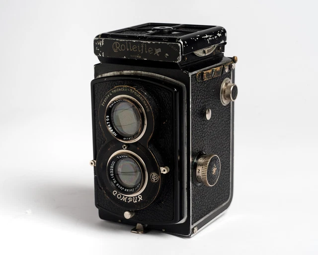 Rolleiflex Compur. 1: 2.8/75. Carl Zeiss Jena 1:3,8 F=75Mm