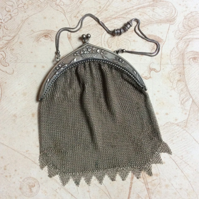 Pochette De Soirée Ancienne En Maille Métallique Argentée Et Dorée - Occasion à Réparer