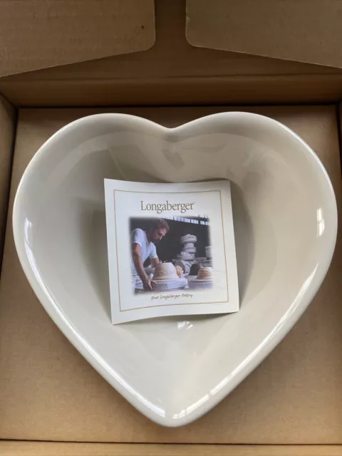 Longaberger 2008 Sweetheart Heirloom Ivory Woven Traditions Pottery Heart Bowl