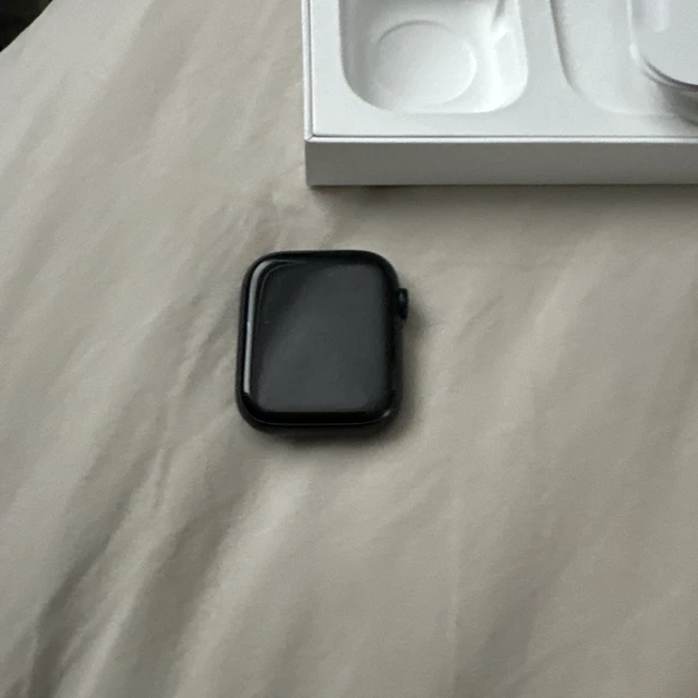 Apple Watch Series 8 45mm Midnight Aluminium Case with Regular (GPS)