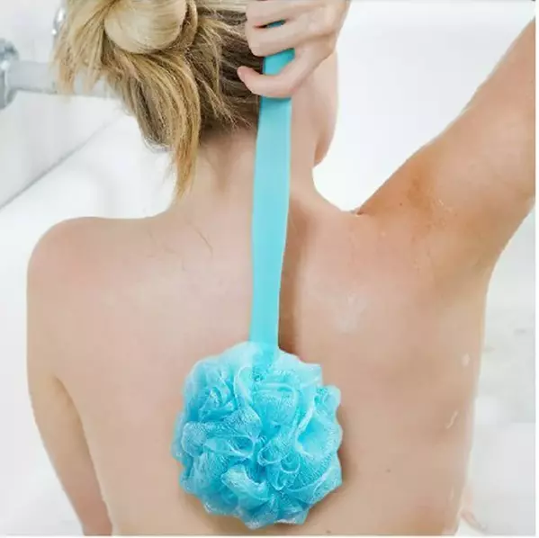 Brosse de douche à frottement dos avec poignée et grande boule de bain pour un