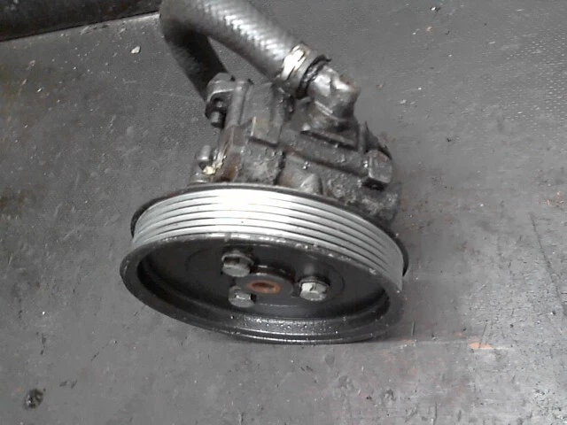 Pompe DA (direction Assistée) Pour BMW E46 - Pièce D'origine BMW D'occasion Fonctionnelle