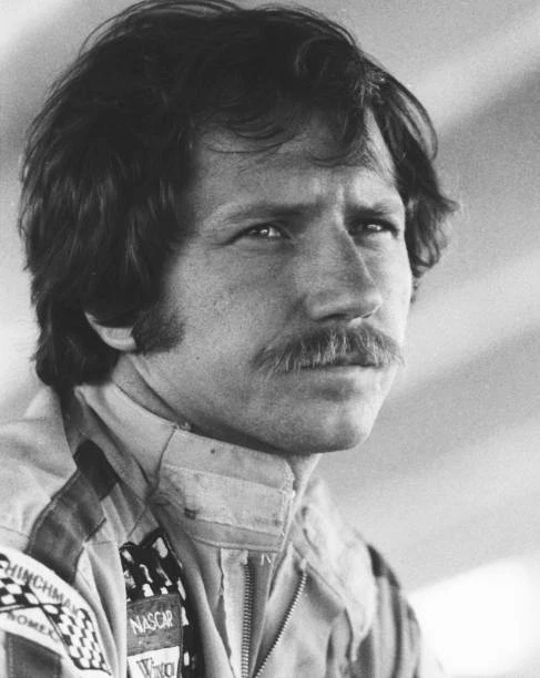 DALE EARNHARDT - Early Nascar Cup Old Motor Racing History Photo EUR 6