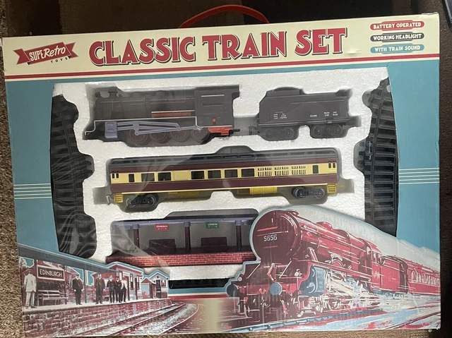 CLASSIC RETRO TRAIN Set Plastic Light And Sound Battery Operated
