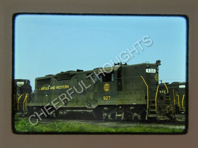 Original  '75 Kodachrome Slide NW Norfolk Western 927 GP18 Norfolk, VA     37S66
