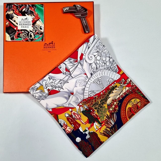 Foulard Carré Hermès 90 En Soie - Motif Aloha 35 Rare Et Collector - Bleu, Thème Cheval