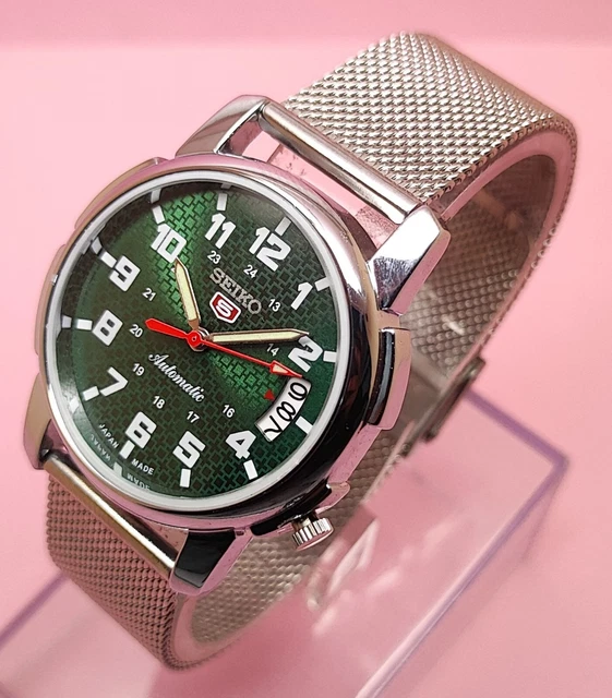 Seiko 5 automatic men's steel day/date vintage japan made watch run order
