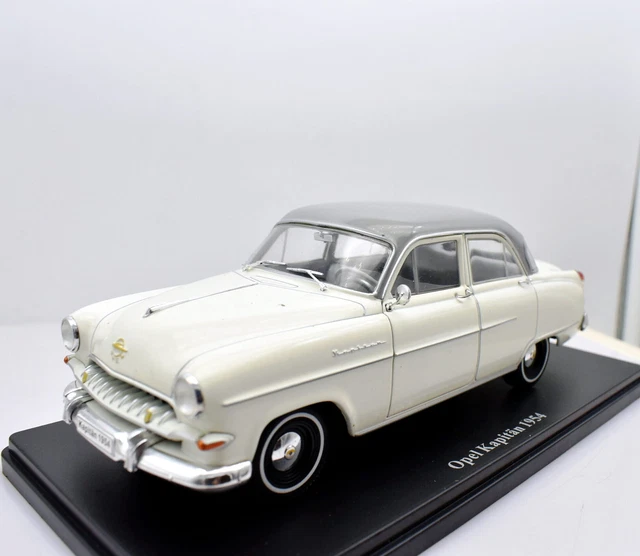 5 Miniatures DeAgostini / Dinky Toys - Opel Kapitan 1:43 - Bleu - Moulé Sous Pression