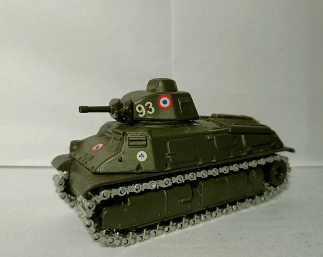 Les 2 chenilles en métal pour le char Somua S35 miniature Solido au 1/50e