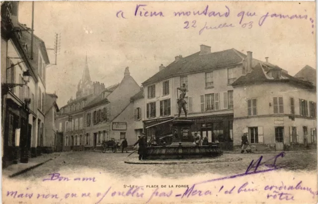 CPA ST-LEU Place de la Forge (377837)