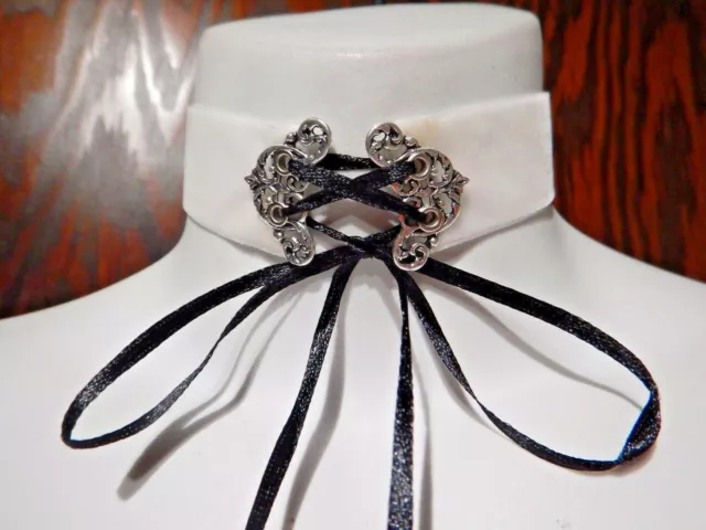 WHITE VELVET CORSET CHOKER silver damask filigree black ribbon goth necklace Q1