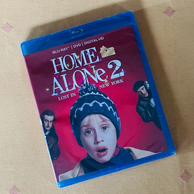 HOME ALONE 2 Lost in New York Blu Ray DVD And Digital HD Joe Pesci 10