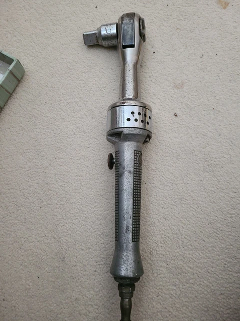Snap-On FAR70B Low Torque Pneumatic Air Ratchet. 3/8" Drive