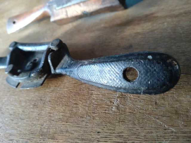 Antique Metal Spoke Shave & Wooden Spoke Shave 5