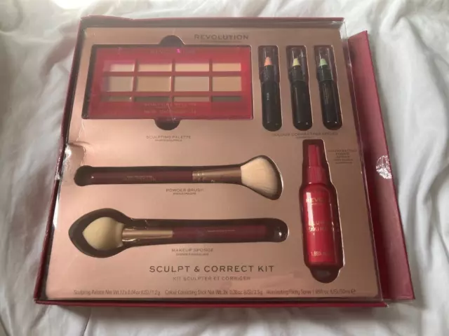 Revolution Sculpt & Correct Kit Set Make Up Palette