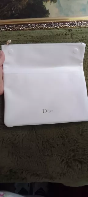 Dior Beauty Tasche Ecru und Gold. Neu