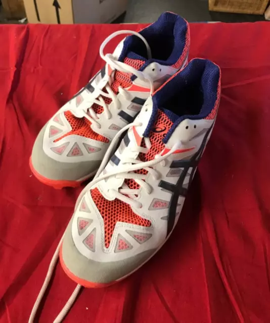 asics gel-odi spike cricket shoes