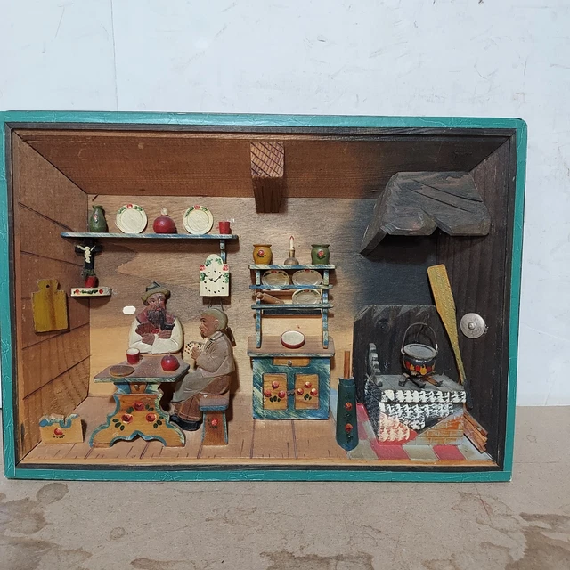 VINTAGE GERMAN 3D Diorama Wooden Shadow Box Folk Art poker people