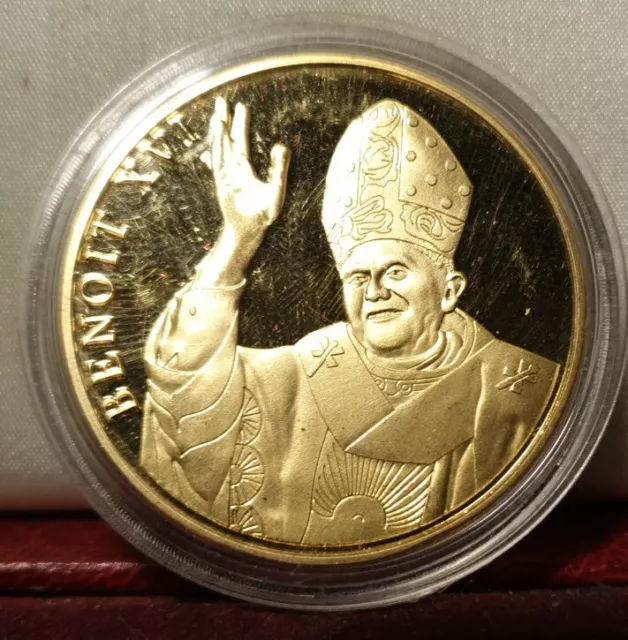 French 40mm medal Pope Benedict XVI