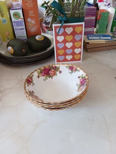 x4 Royal Albert Old Country Roses Pattern Cereal / Soup Bowls. 1st Quality.