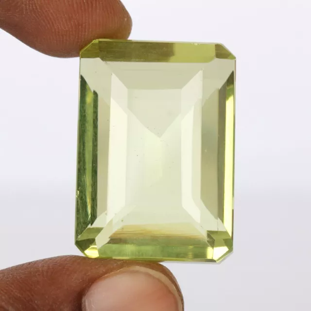 Brésilien 61 Ct. Citrine Jaune à Facettes Émeraude Coupe Desseré Gemme GS-299