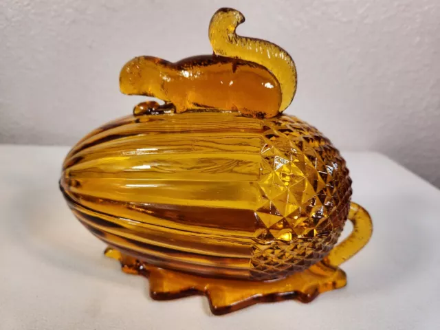 Vintage LE Smith Amber Glass Squirrel Acorn Candy Lidded Covered Nut Dish
