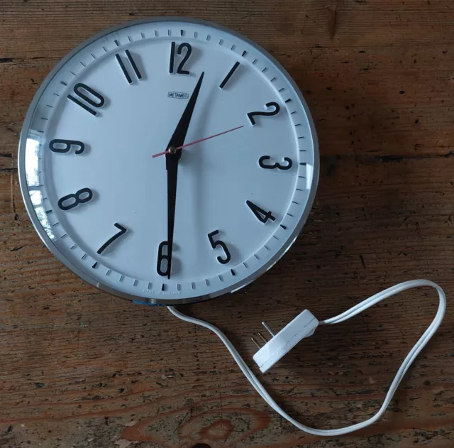 Vintage Metamec Electric Wall Clock