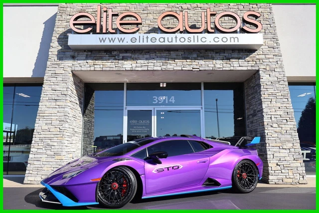 2023 Lamborghini Huracan STO Hard Loaded only 300 miles carbon wheels 2023 Lamborghini Huracan STO Hard Loaded only 300 miles carbon wheels