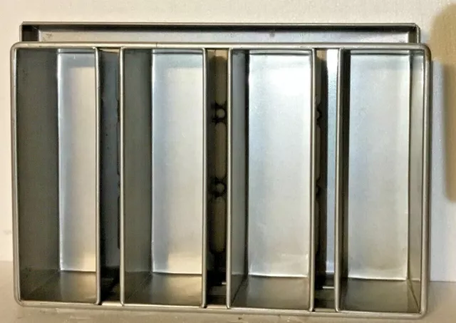 Chicago Metallic 44685 Pullman Pan With 44695 With Nested Cover - School Surplus Chicago Metallic 44685 Pullman Pan With 44695 With Nested Cover - School Surplus