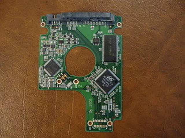 Western Digital WD1200BEVS-22RST0 (2061-701450-Z00 AG) 120gb 2.5" PCB